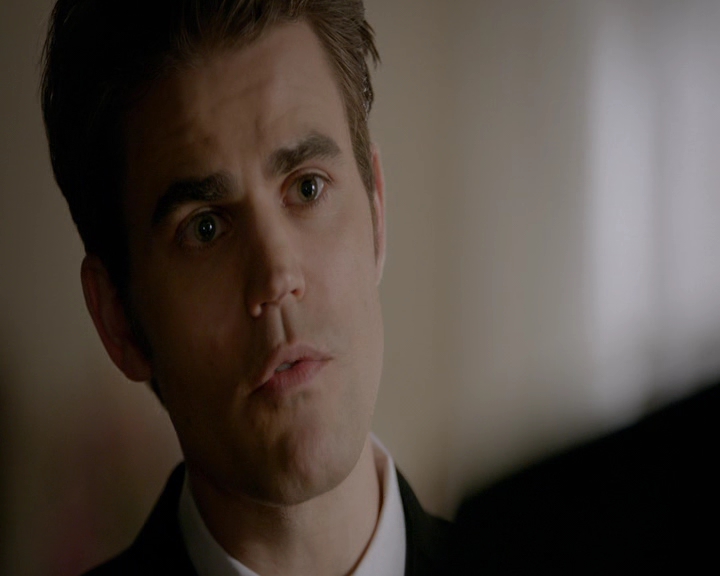 VampireDiaries-dot-nl_VampireDiaries-8x09TheSimpleIntimacyoftheNearTouch1563.jpg