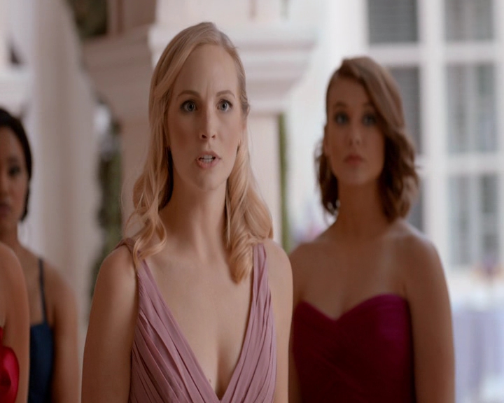 VampireDiaries-dot-nl_VampireDiaries-8x09TheSimpleIntimacyoftheNearTouch1603.jpg