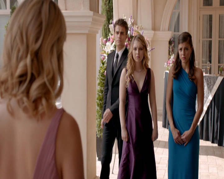 VampireDiaries-dot-nl_VampireDiaries-8x09TheSimpleIntimacyoftheNearTouch1615.jpg