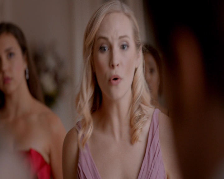 VampireDiaries-dot-nl_VampireDiaries-8x09TheSimpleIntimacyoftheNearTouch1633.jpg