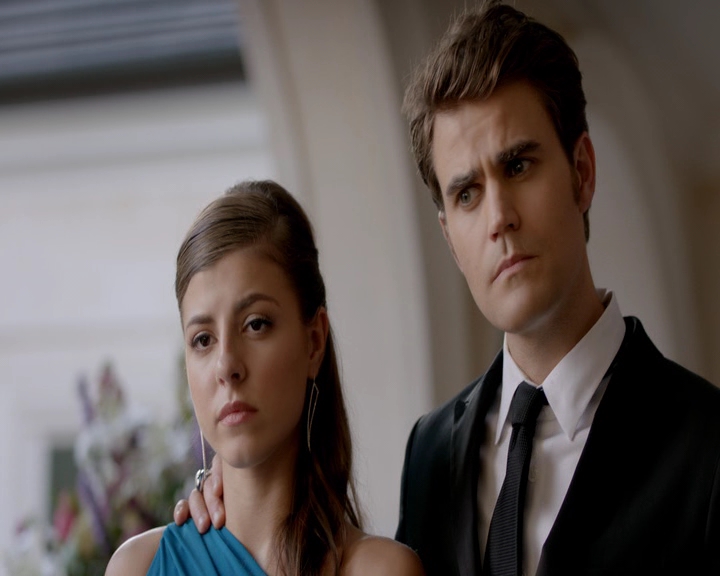 VampireDiaries-dot-nl_VampireDiaries-8x09TheSimpleIntimacyoftheNearTouch1756.jpg