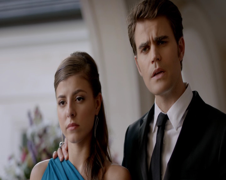 VampireDiaries-dot-nl_VampireDiaries-8x09TheSimpleIntimacyoftheNearTouch1757.jpg