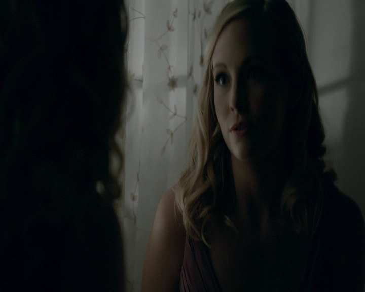 VampireDiaries-dot-nl_VampireDiaries-8x09TheSimpleIntimacyoftheNearTouch1851.jpg