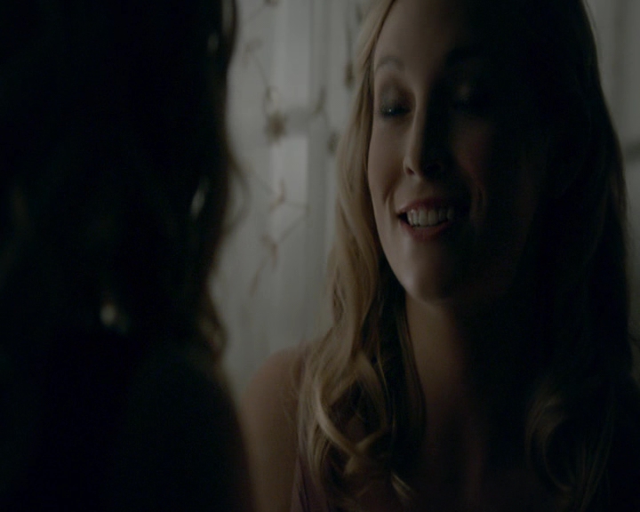 VampireDiaries-dot-nl_VampireDiaries-8x09TheSimpleIntimacyoftheNearTouch1890.jpg