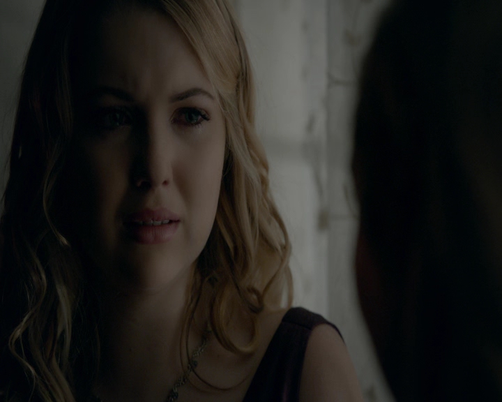 VampireDiaries-dot-nl_VampireDiaries-8x09TheSimpleIntimacyoftheNearTouch1916.jpg