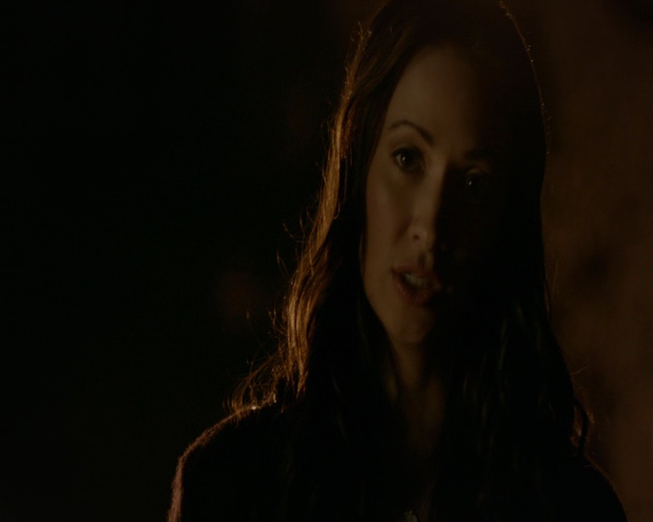 VampireDiaries-dot-nl_VampireDiaries-8x09TheSimpleIntimacyoftheNearTouch1955.jpg