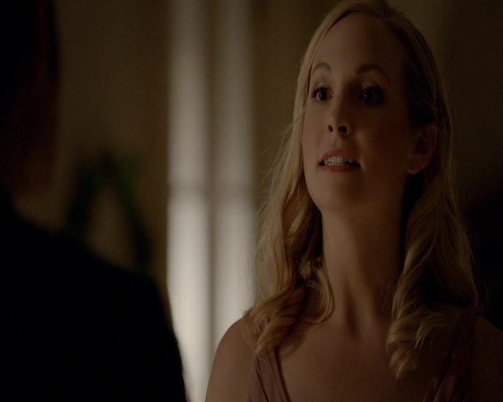 VampireDiaries-dot-nl_VampireDiaries-8x09TheSimpleIntimacyoftheNearTouch2033.jpg