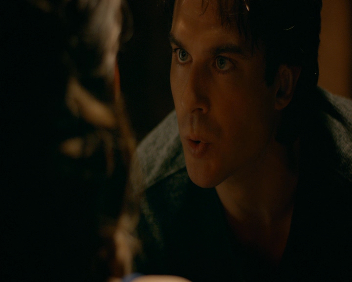 VampireDiaries-dot-nl_VampireDiaries-8x09TheSimpleIntimacyoftheNearTouch2295.jpg