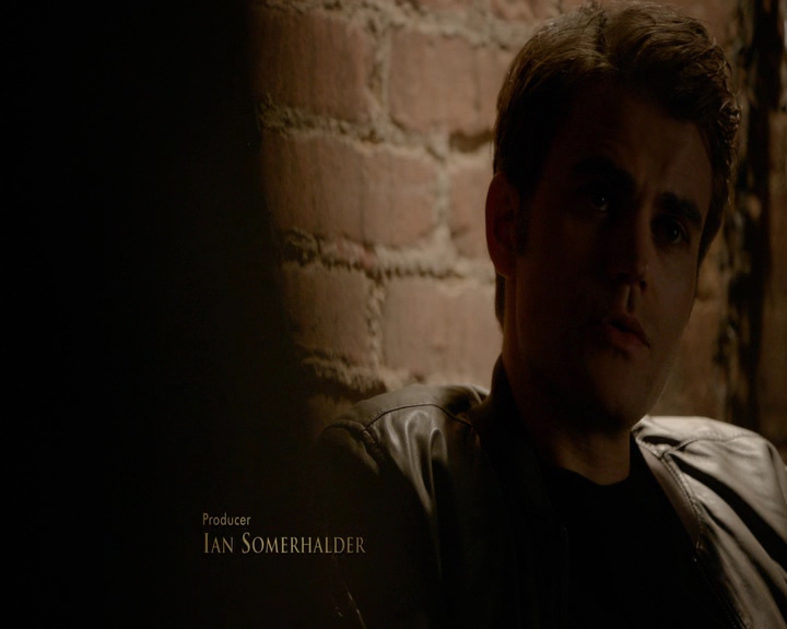 VampireDiaries-dot-nl_VampireDiaries-8x11YouMadeAChoiceToBeGood0142.jpg