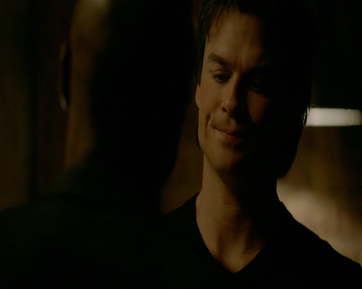 VampireDiaries-dot-nl_VampireDiaries-8x11YouMadeAChoiceToBeGood0458.jpg