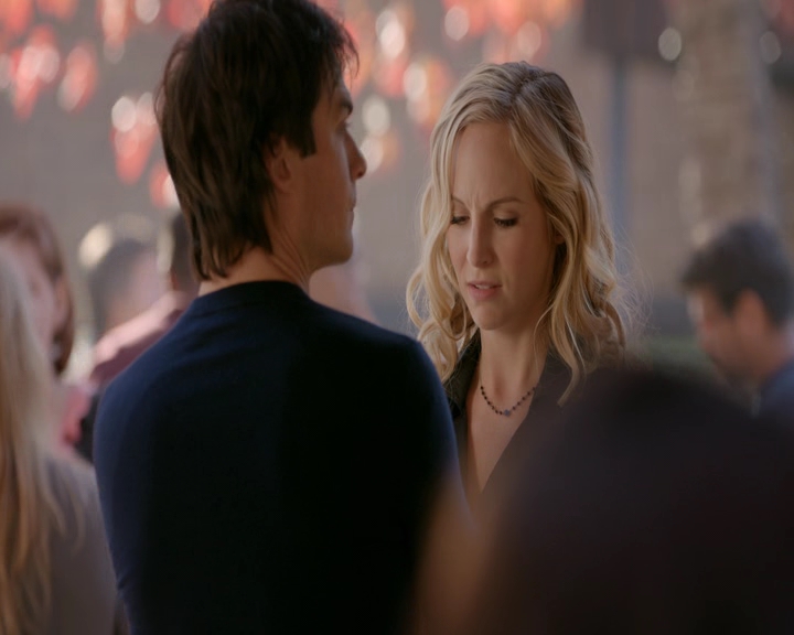 VampireDiaries-dot-nl_VampireDiaries-8x11YouMadeAChoiceToBeGood0608.jpg