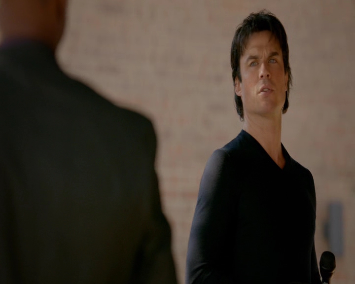 VampireDiaries-dot-nl_VampireDiaries-8x11YouMadeAChoiceToBeGood0825.jpg