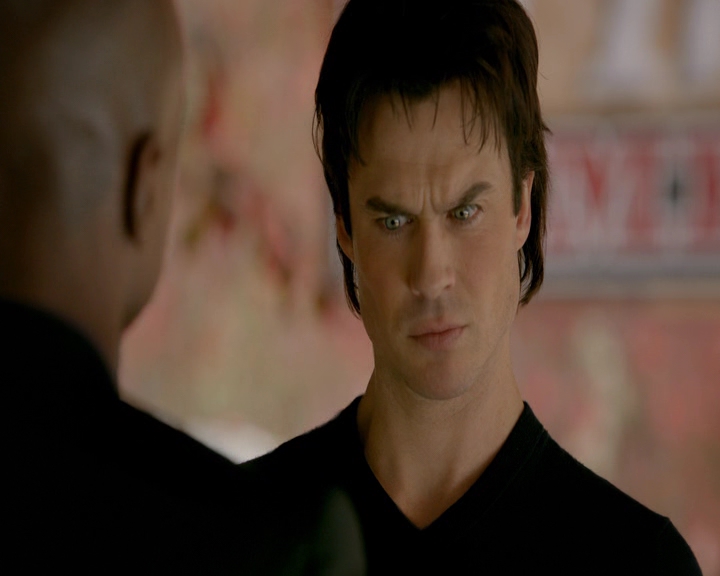 VampireDiaries-dot-nl_VampireDiaries-8x11YouMadeAChoiceToBeGood0880.jpg