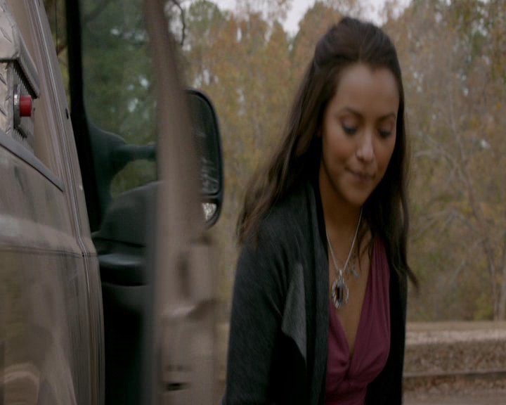 VampireDiaries-dot-nl_VampireDiaries-8x11YouMadeAChoiceToBeGood1057.jpg