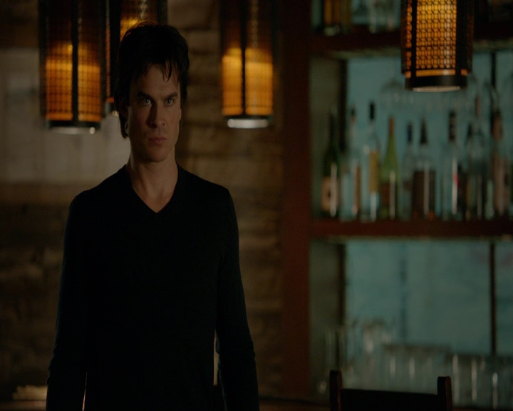 VampireDiaries-dot-nl_VampireDiaries-8x11YouMadeAChoiceToBeGood1694.jpg