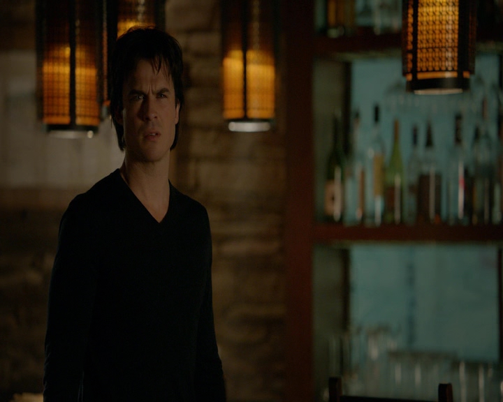 VampireDiaries-dot-nl_VampireDiaries-8x11YouMadeAChoiceToBeGood1706.jpg