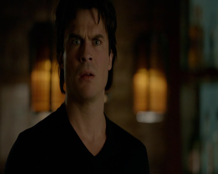 VampireDiaries-dot-nl_VampireDiaries-8x11YouMadeAChoiceToBeGood1713.jpg