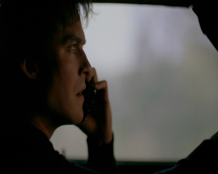 VampireDiaries-dot-nl_VampireDiaries-8x11YouMadeAChoiceToBeGood2177.jpg