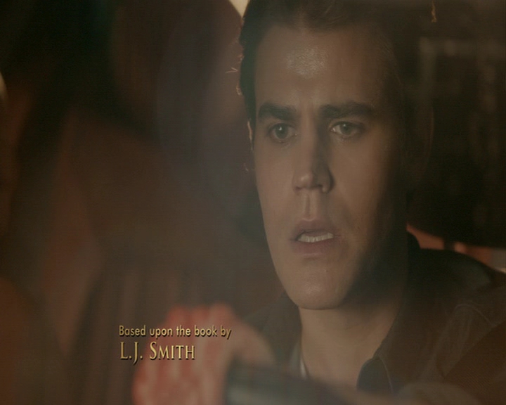 VampireDiaries-dot-nl_VampireDiaries-8x12WhatAreYou0197.jpg