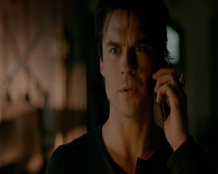 VampireDiaries-dot-nl_VampireDiaries-8x12WhatAreYou0353.jpg