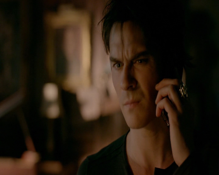 VampireDiaries-dot-nl_VampireDiaries-8x12WhatAreYou0360.jpg