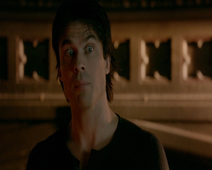 VampireDiaries-dot-nl_VampireDiaries-8x12WhatAreYou0408.jpg