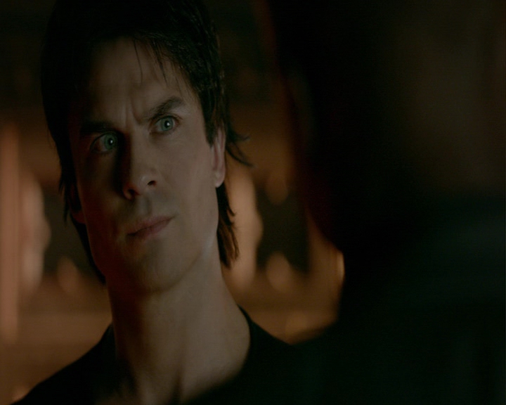 VampireDiaries-dot-nl_VampireDiaries-8x12WhatAreYou0455.jpg