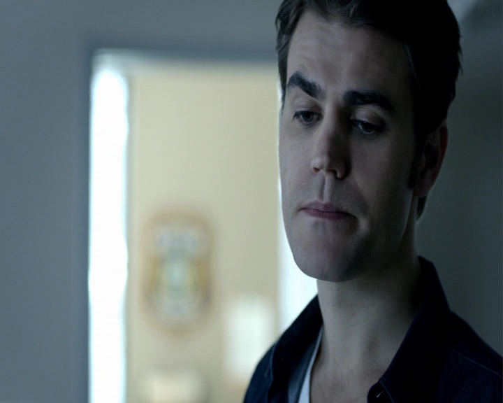 VampireDiaries-dot-nl_VampireDiaries-8x12WhatAreYou0619.jpg