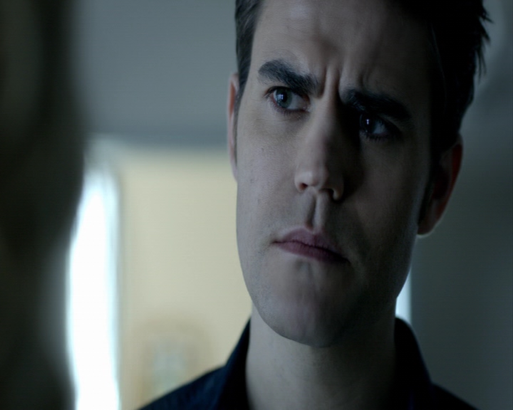 VampireDiaries-dot-nl_VampireDiaries-8x12WhatAreYou0650.jpg