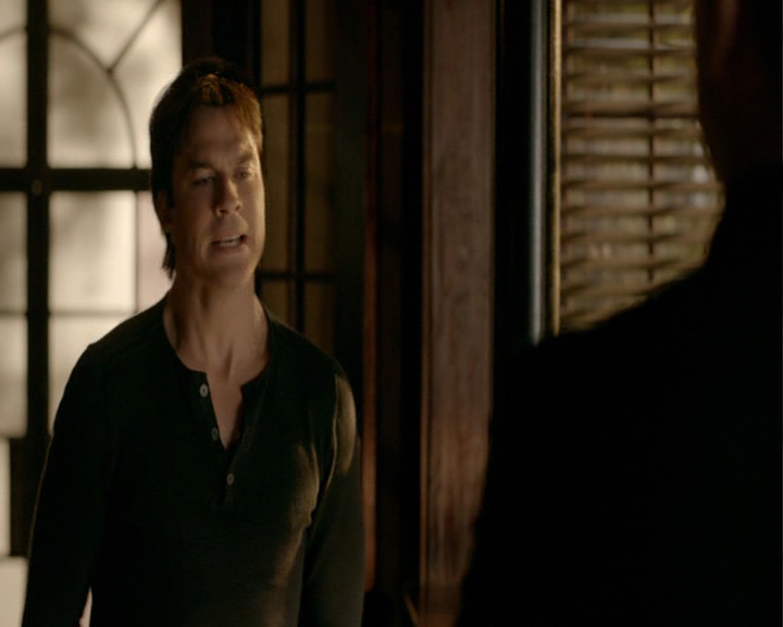 VampireDiaries-dot-nl_VampireDiaries-8x12WhatAreYou0663.jpg