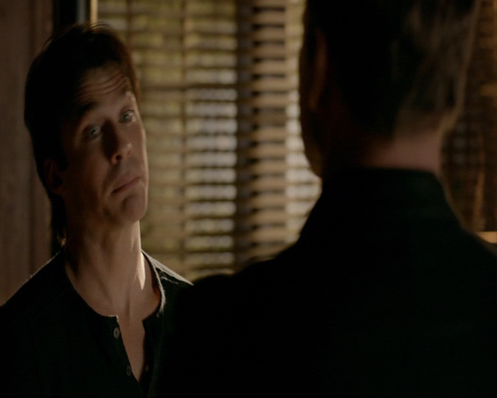 VampireDiaries-dot-nl_VampireDiaries-8x12WhatAreYou0666.jpg