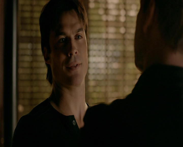 VampireDiaries-dot-nl_VampireDiaries-8x12WhatAreYou0676.jpg