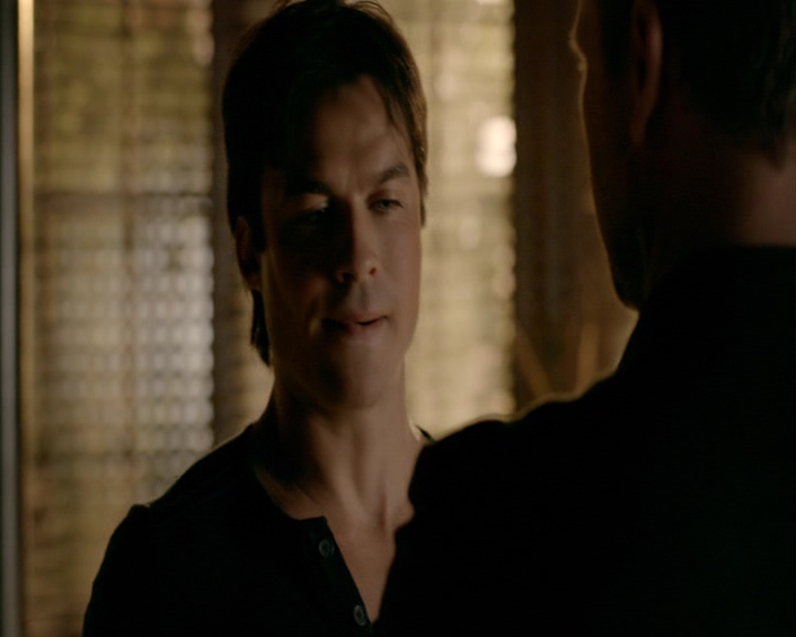 VampireDiaries-dot-nl_VampireDiaries-8x12WhatAreYou0685.jpg