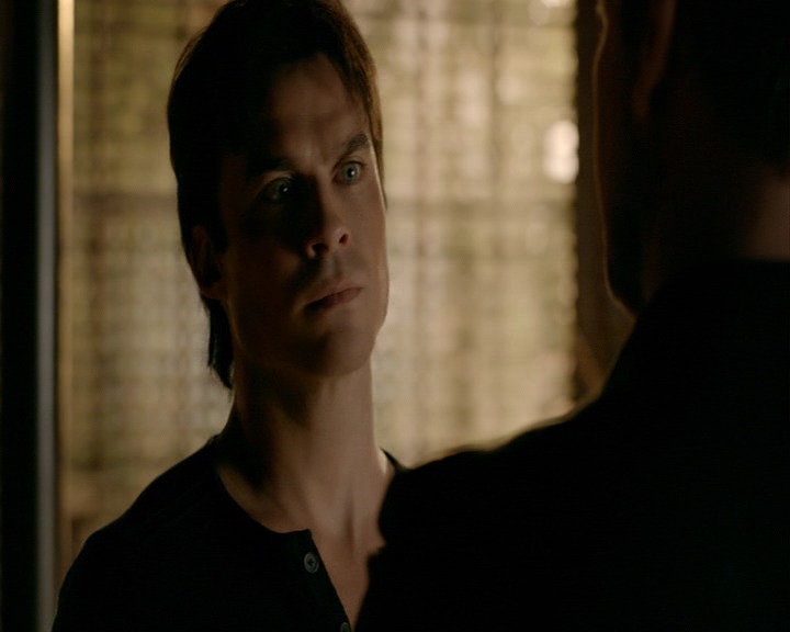 VampireDiaries-dot-nl_VampireDiaries-8x12WhatAreYou0690.jpg