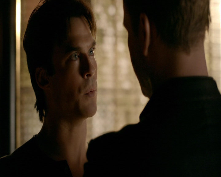 VampireDiaries-dot-nl_VampireDiaries-8x12WhatAreYou0711.jpg