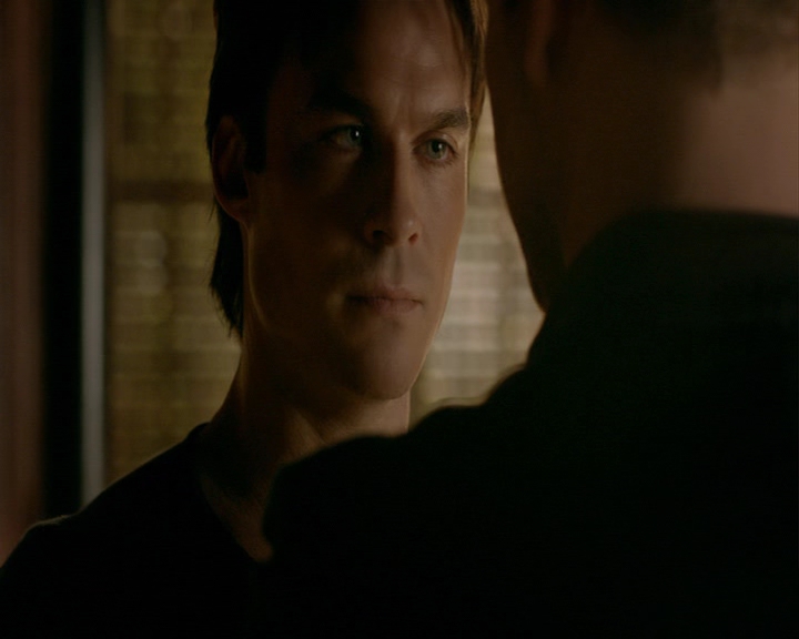 VampireDiaries-dot-nl_VampireDiaries-8x12WhatAreYou0715.jpg