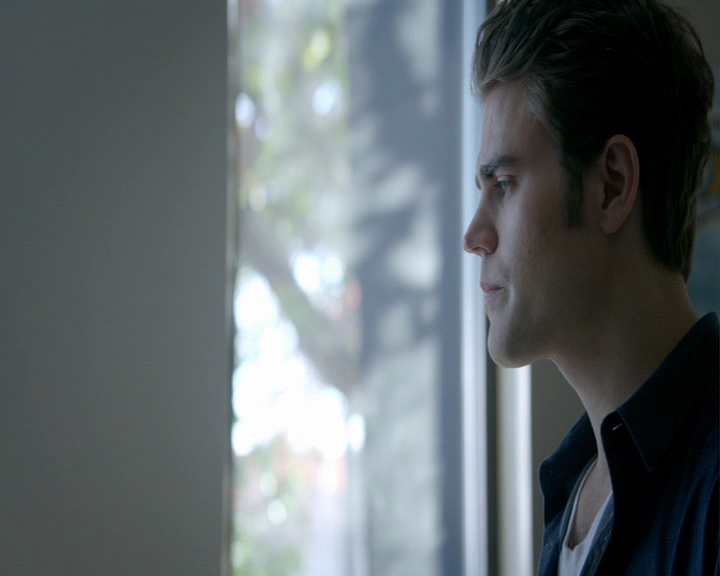 VampireDiaries-dot-nl_VampireDiaries-8x12WhatAreYou0847.jpg