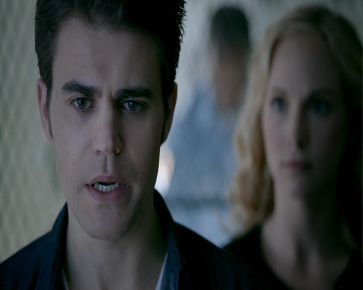 VampireDiaries-dot-nl_VampireDiaries-8x12WhatAreYou0857.jpg