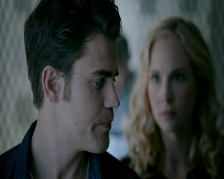 VampireDiaries-dot-nl_VampireDiaries-8x12WhatAreYou0863.jpg