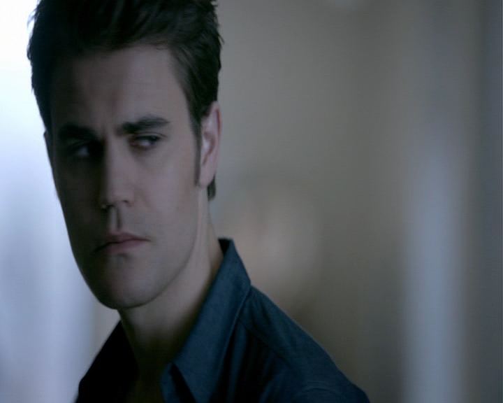 VampireDiaries-dot-nl_VampireDiaries-8x12WhatAreYou0876.jpg