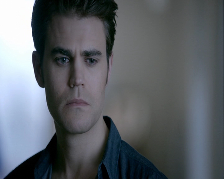 VampireDiaries-dot-nl_VampireDiaries-8x12WhatAreYou0883.jpg