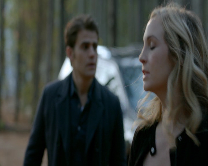 VampireDiaries-dot-nl_VampireDiaries-8x12WhatAreYou1048.jpg