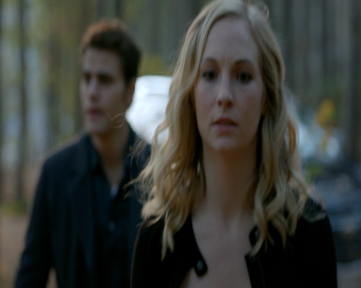 VampireDiaries-dot-nl_VampireDiaries-8x12WhatAreYou1050.jpg