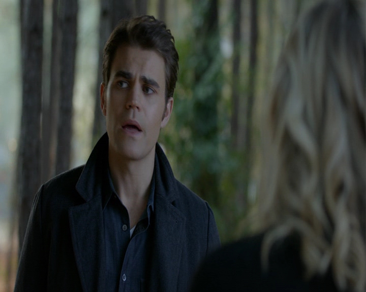 VampireDiaries-dot-nl_VampireDiaries-8x12WhatAreYou1065.jpg