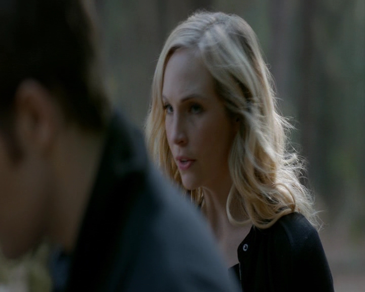 VampireDiaries-dot-nl_VampireDiaries-8x12WhatAreYou1086.jpg