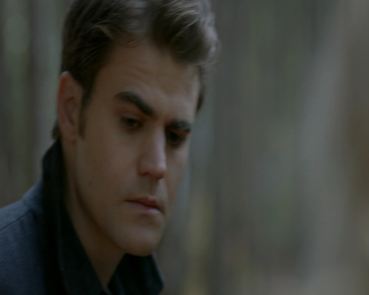 VampireDiaries-dot-nl_VampireDiaries-8x12WhatAreYou1088.jpg