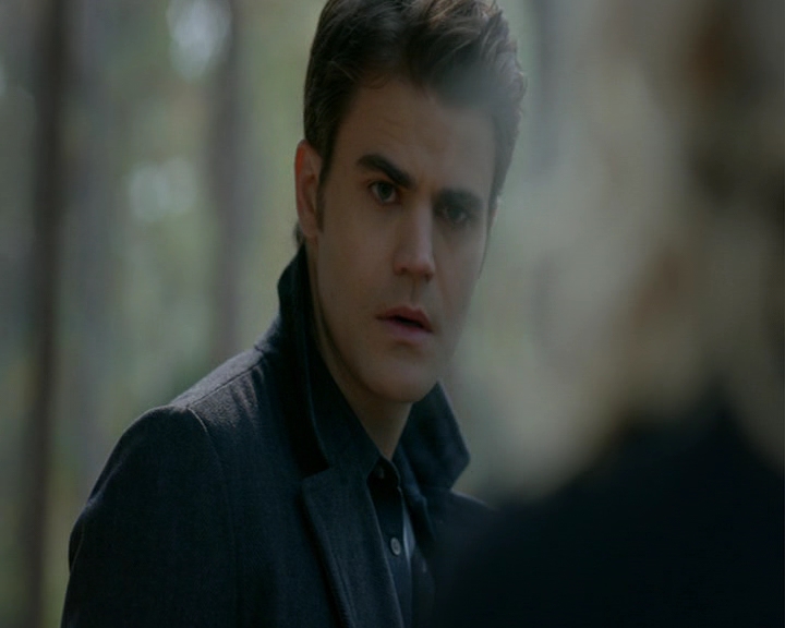 VampireDiaries-dot-nl_VampireDiaries-8x12WhatAreYou1094.jpg