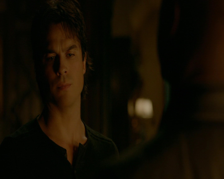 VampireDiaries-dot-nl_VampireDiaries-8x12WhatAreYou1801.jpg