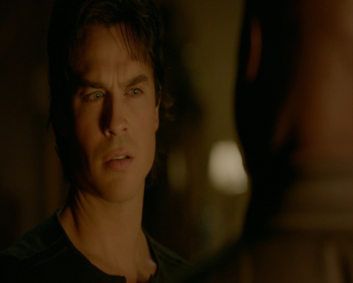 VampireDiaries-dot-nl_VampireDiaries-8x12WhatAreYou1811.jpg