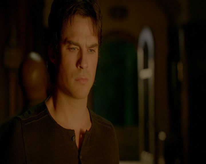 VampireDiaries-dot-nl_VampireDiaries-8x12WhatAreYou1820.jpg